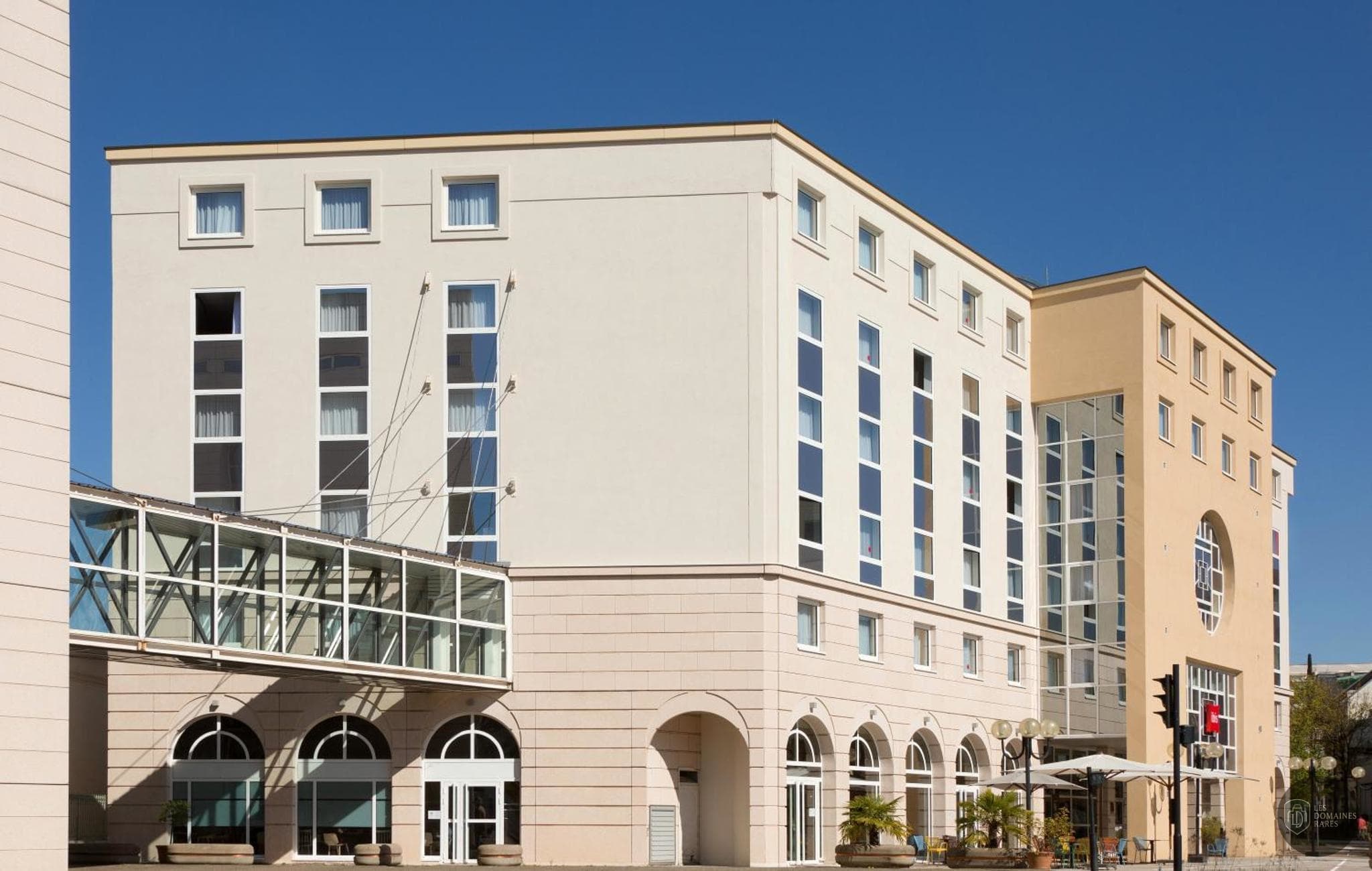 Vue extérieure de l'hôtel Ibis Vichy à Vichy en Auvergne-Rhône-Alpes