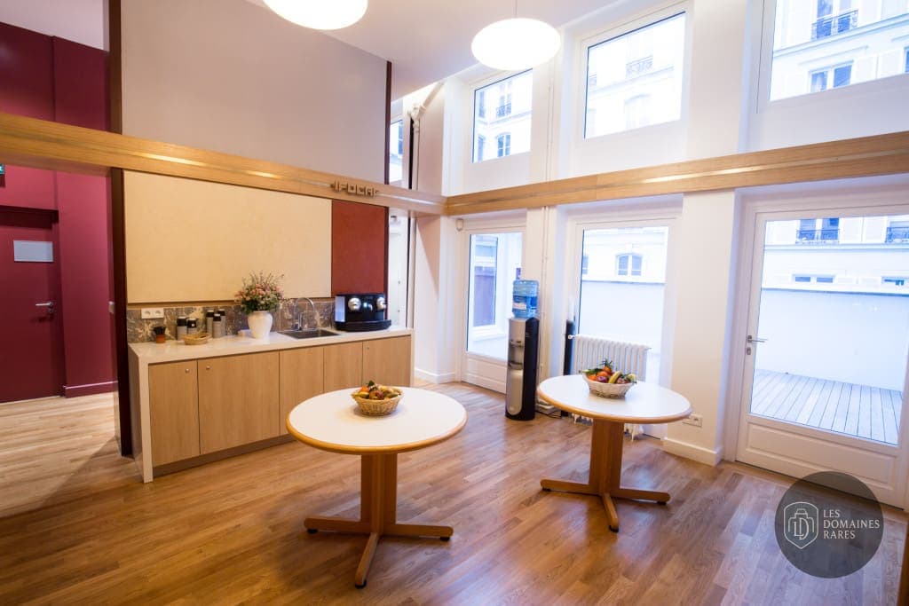 Espace intérieur de l'hôtel Ifocap à Paris en Île-de-France