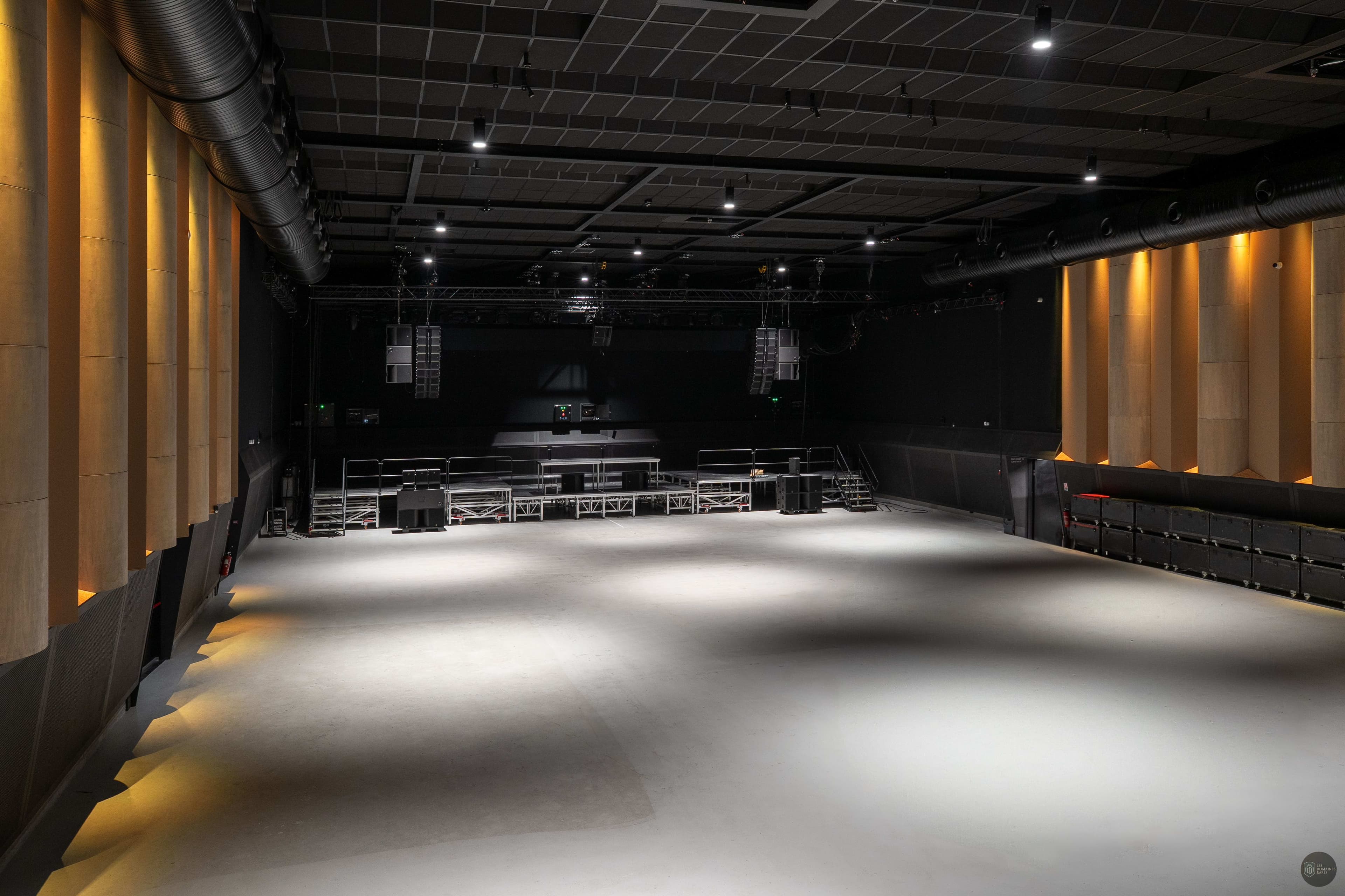 Salle de réunion 1 de l'auberge Interference en Occitanie