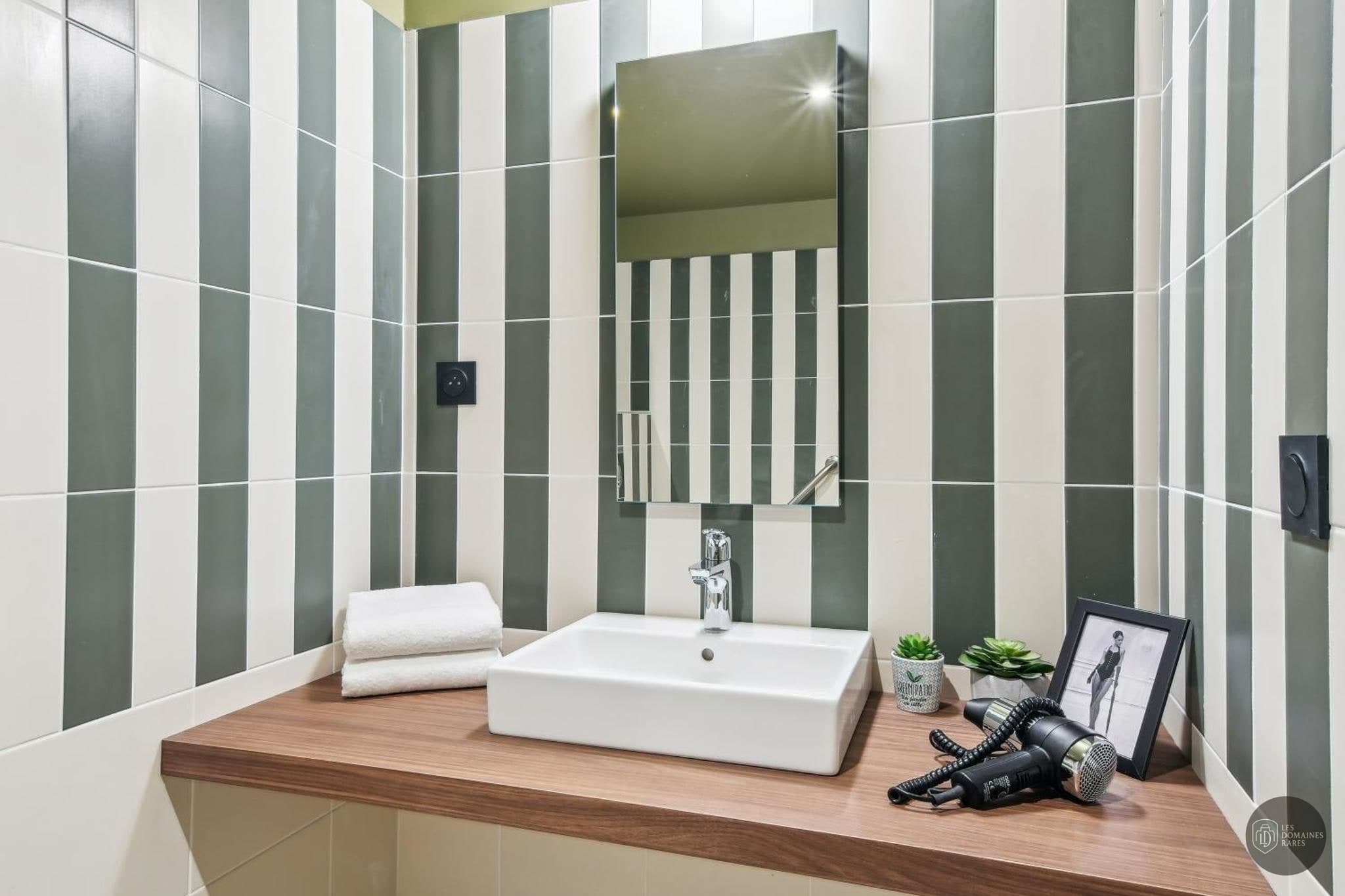 Salle de bain de l'hôtel JOST Montpellier à Montpellier en Occitanie