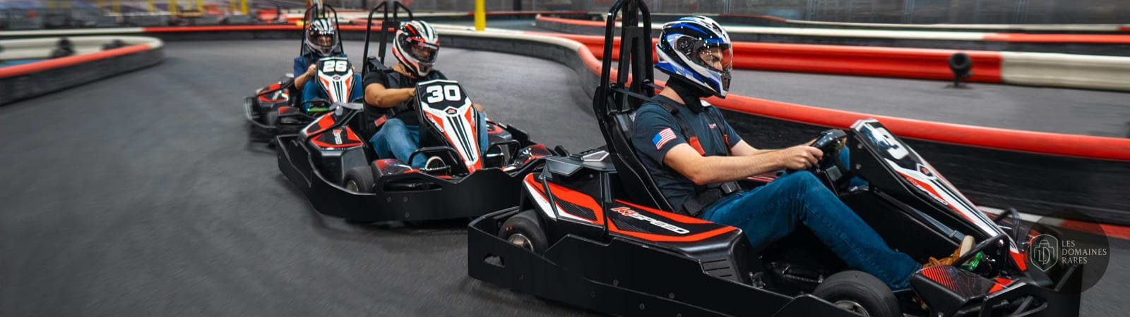 Piscine et activités du salle de karting K1 Speed Caen en Normandie