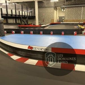 Piscine et activités du salle de karting K1 Speed Caen en Normandie