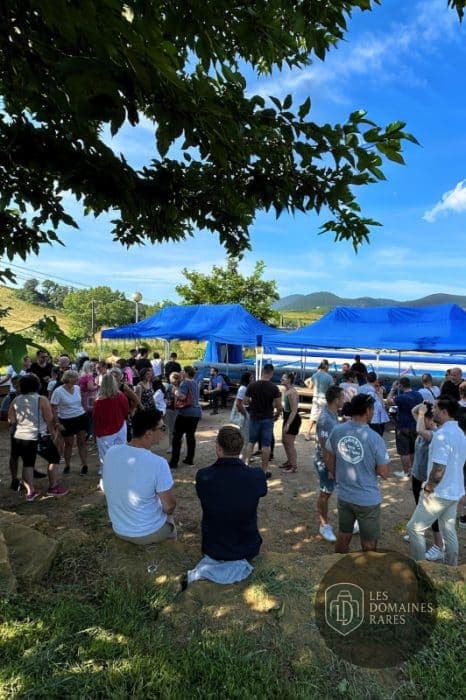 Vue extérieure du moulin Karting Evasion à Bully en Auvergne-Rhône-Alpes