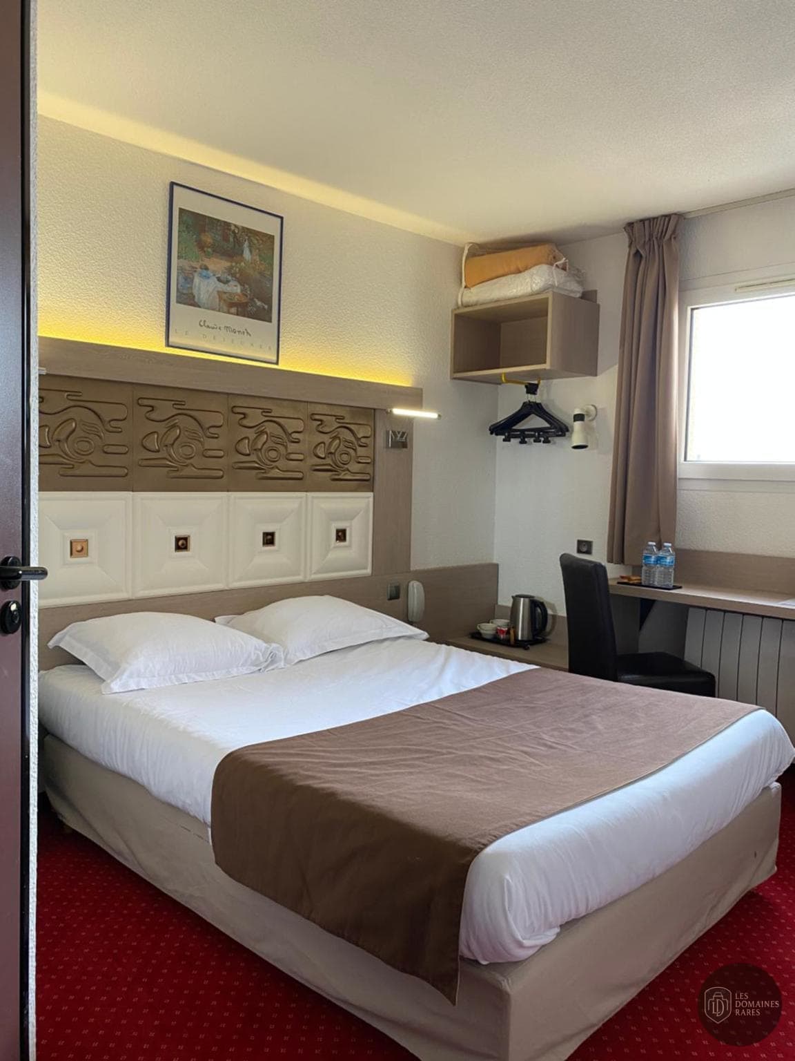 Chambre du lieu Kimotel à Epône en Île-de-France