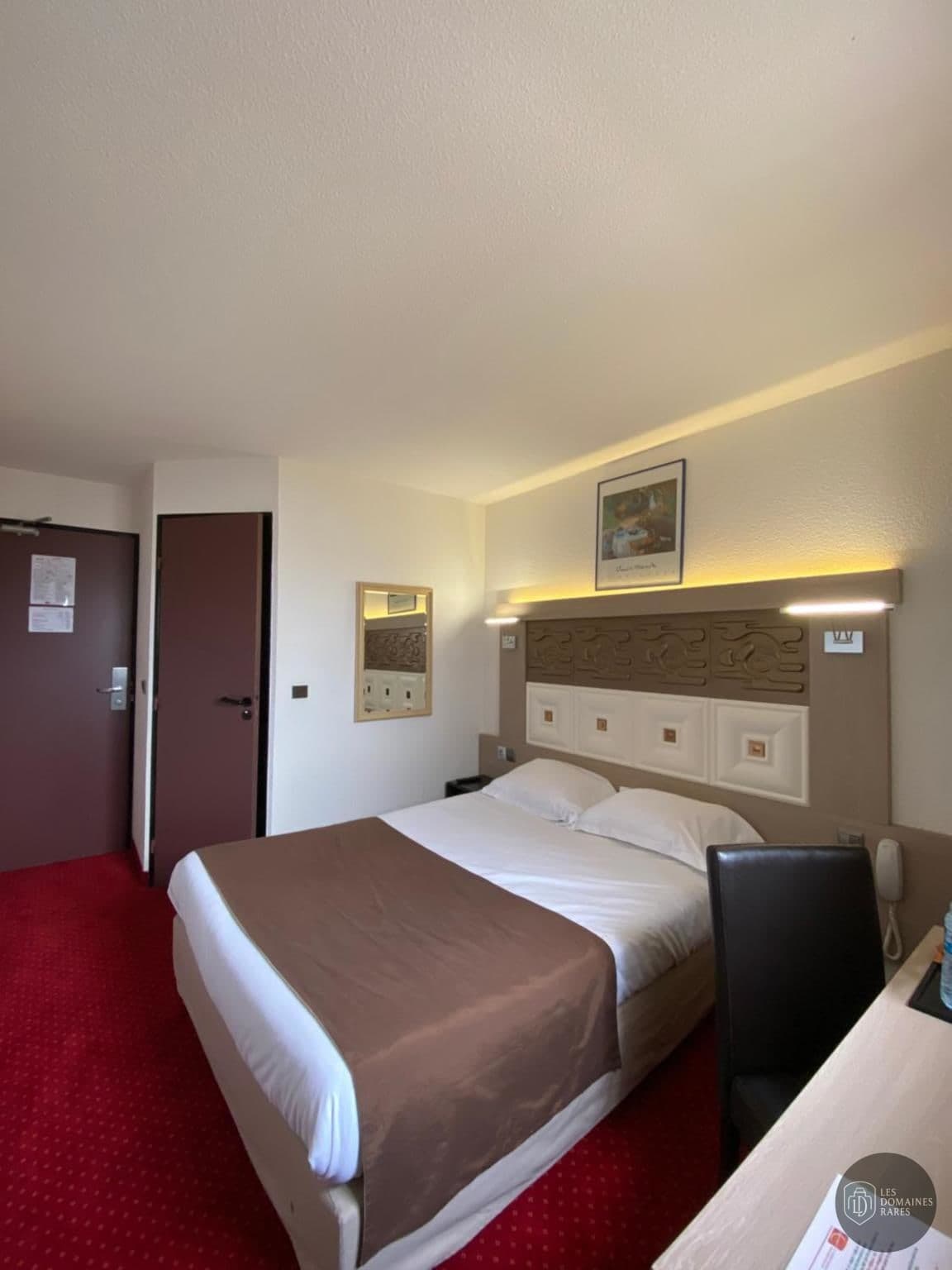 Chambre du lieu Kimotel à Epône en Île-de-France