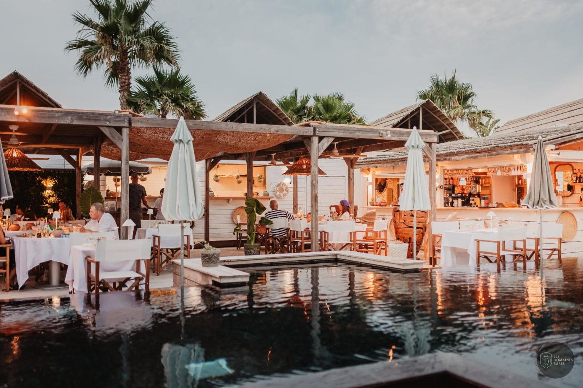 Piscine et activités du resort Kon Tiki à Ramatuelle en Provence-Alpes-Côte d'Azur