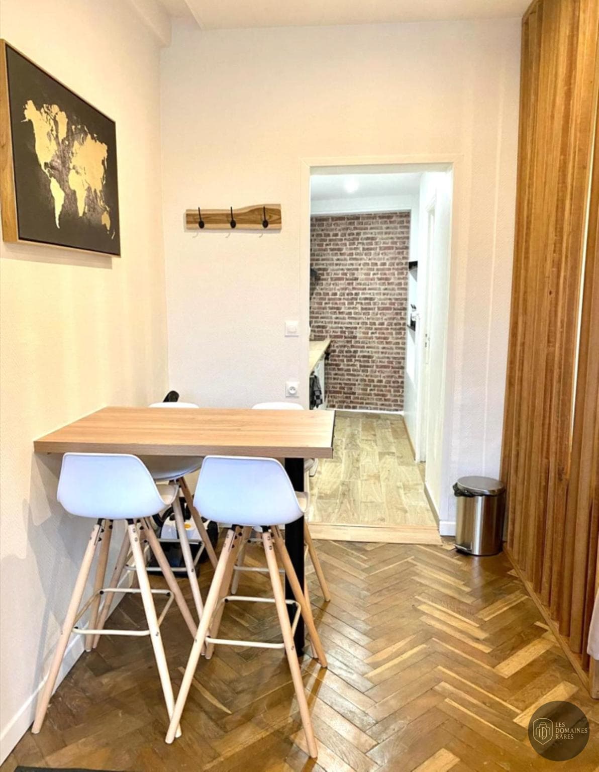 Kraal Work — Extérieur