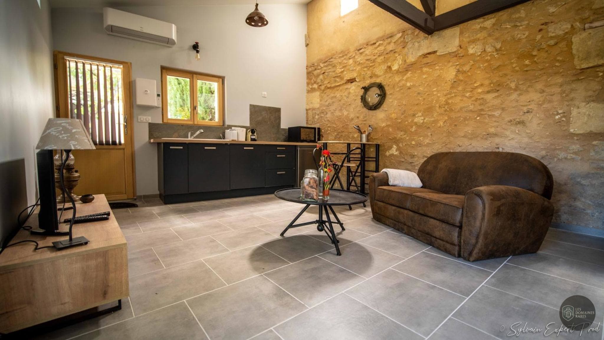 Espace intérieur de l'hôtel Kyriad Bergerac à Bergerac en Nouvelle-Aquitaine