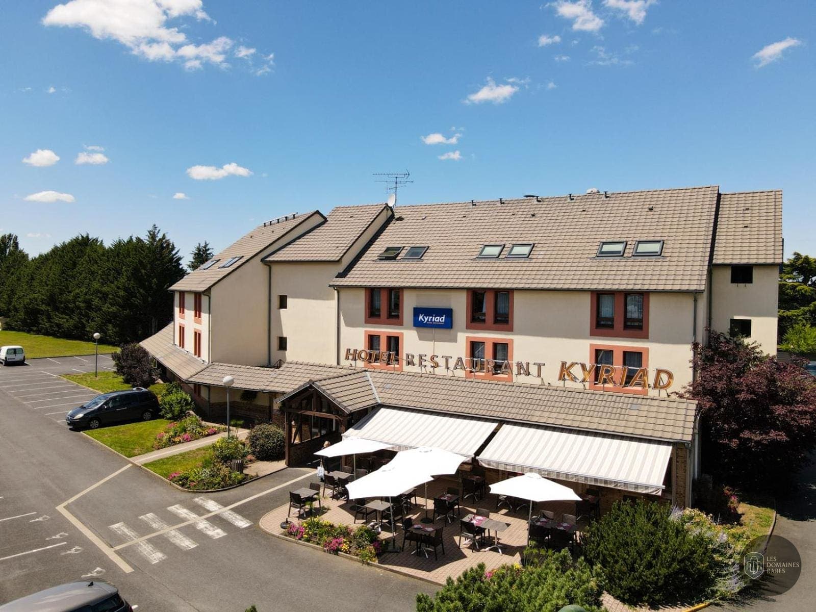 Vue extérieure de l'hôtel Kyriad Chateauroux à Châteauroux en Centre-Val de Loire