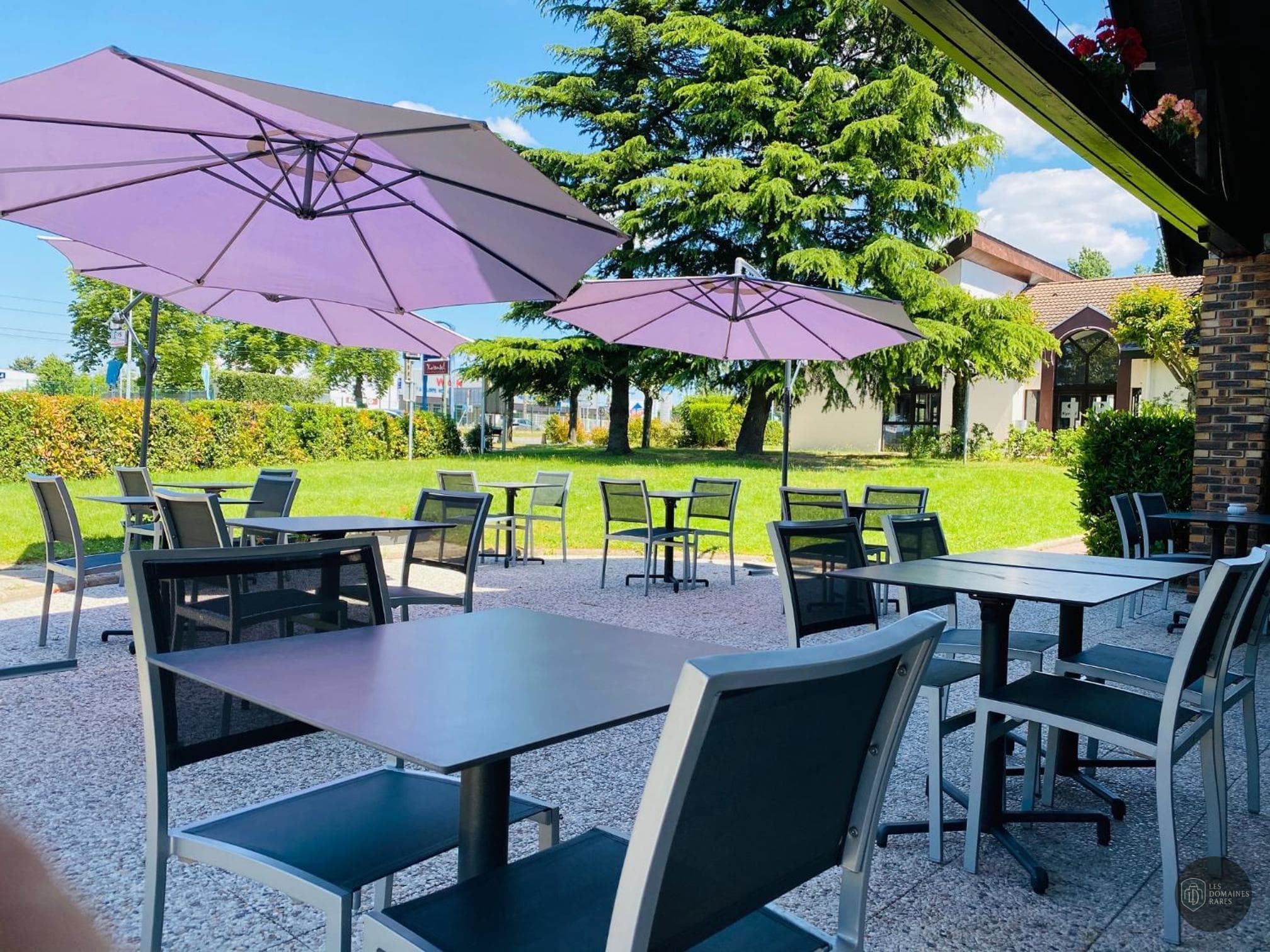 Vue extérieure de l'hôtel Kyriad Meaux à Meaux en Île-de-France