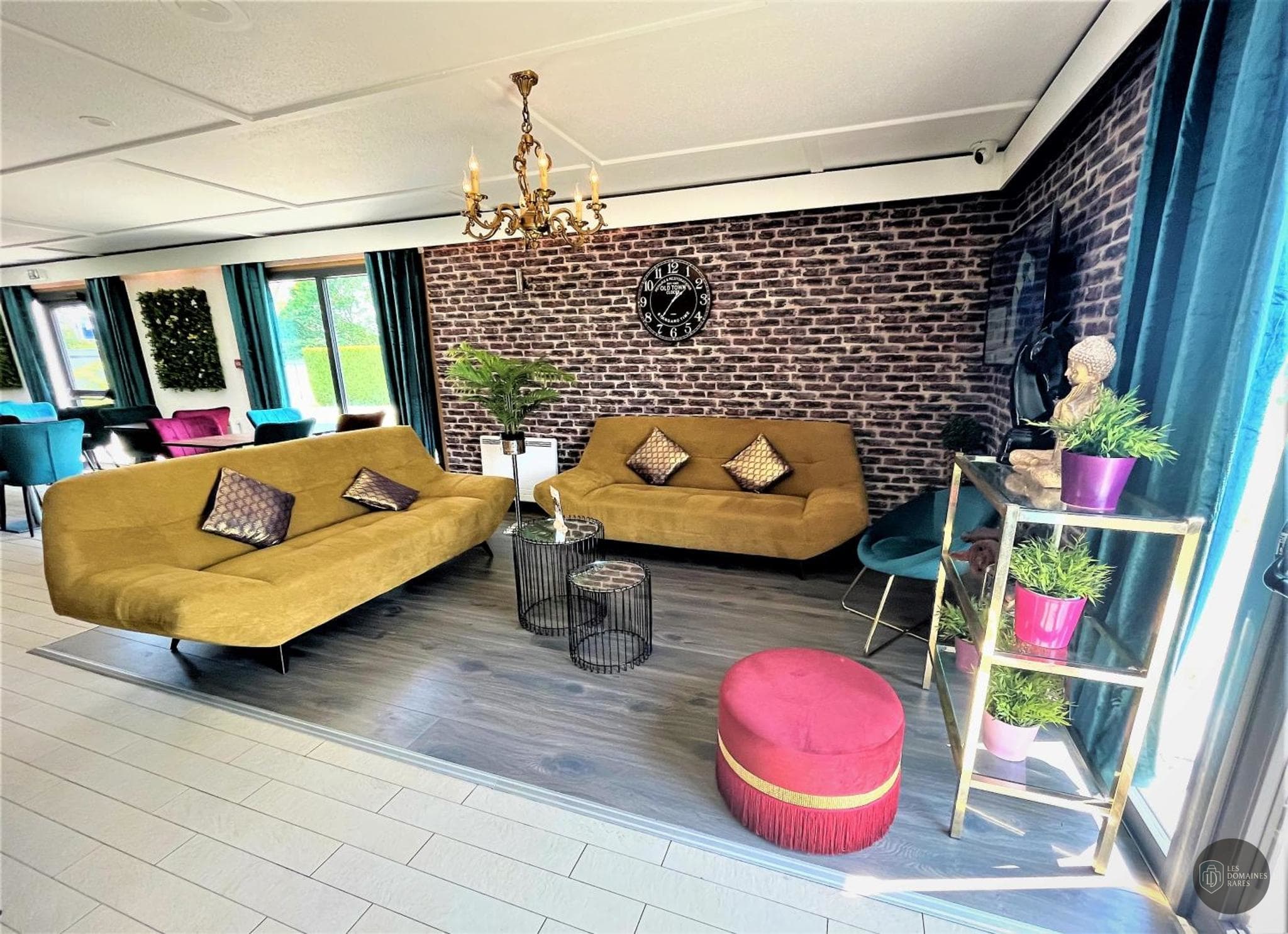 Espace intérieur de l'hôtel Kyriad Peronne à Peronne en Hauts-de-France
