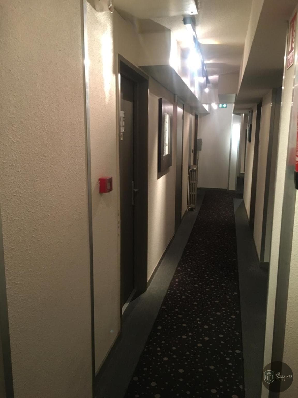 Vue extérieure de l'hôtel Kyriad Rodez Gare à Rodez en Occitanie
