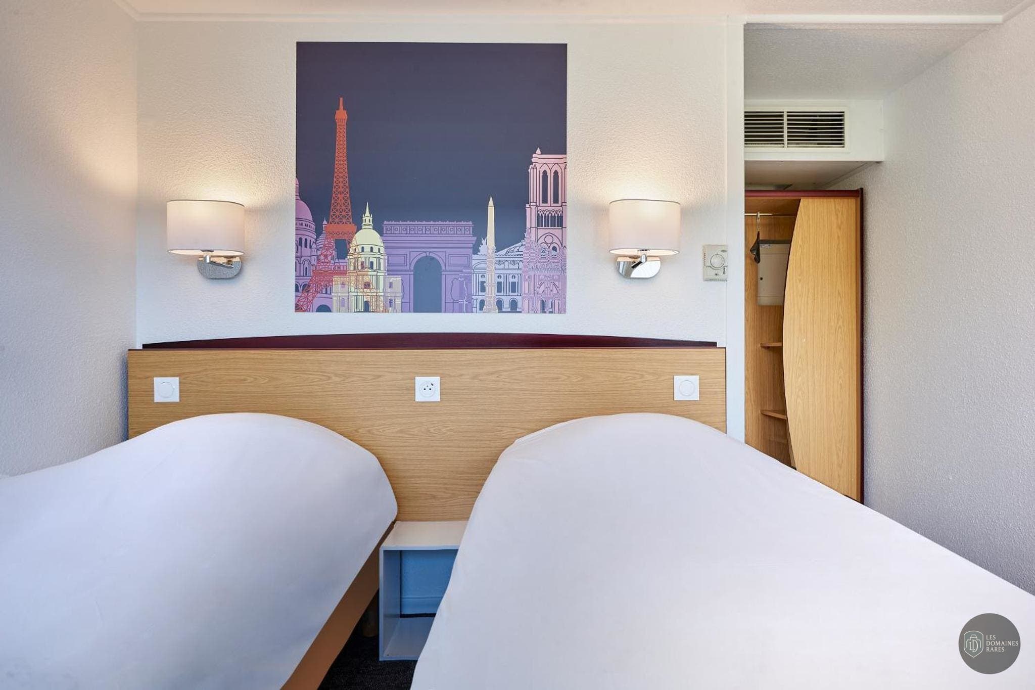 Chambre de l'hôtel Kyriad Tarbes Bastillac à Tarbes en Occitanie