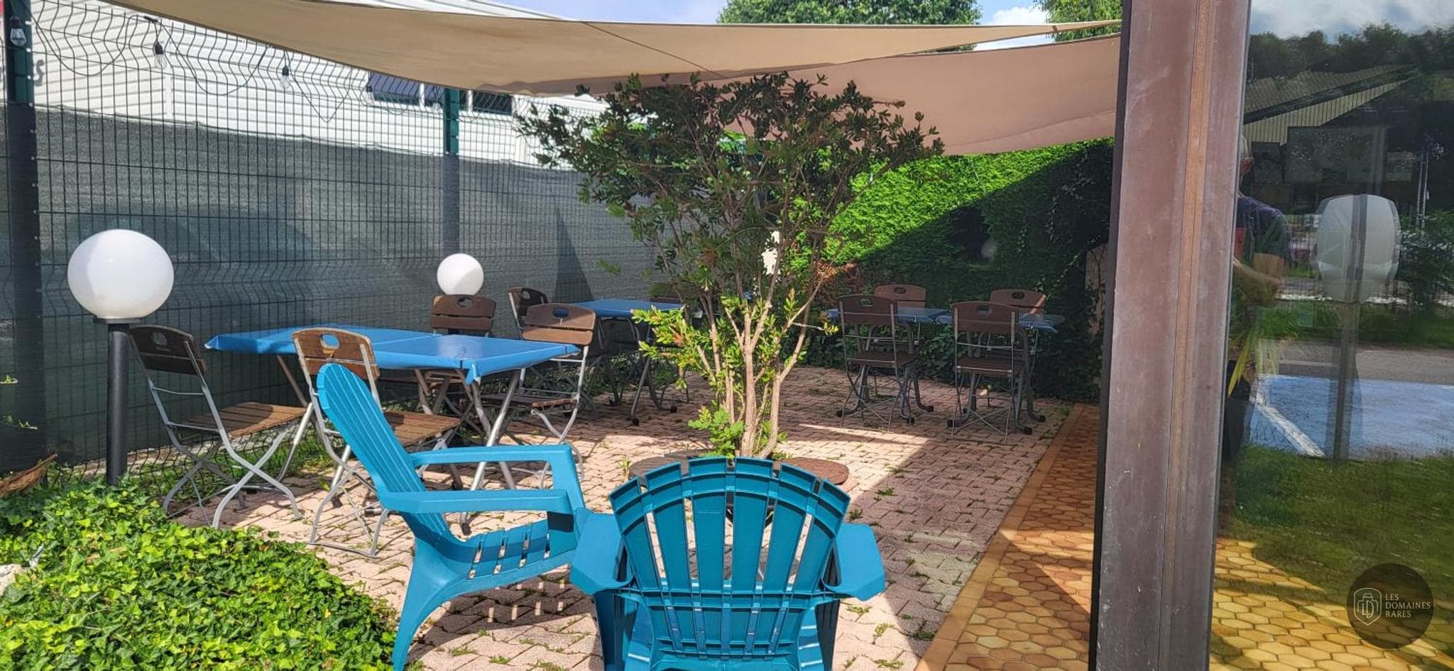 Vue extérieure de l'hôtel Kyriad Tarbes Odos à Odos en Occitanie