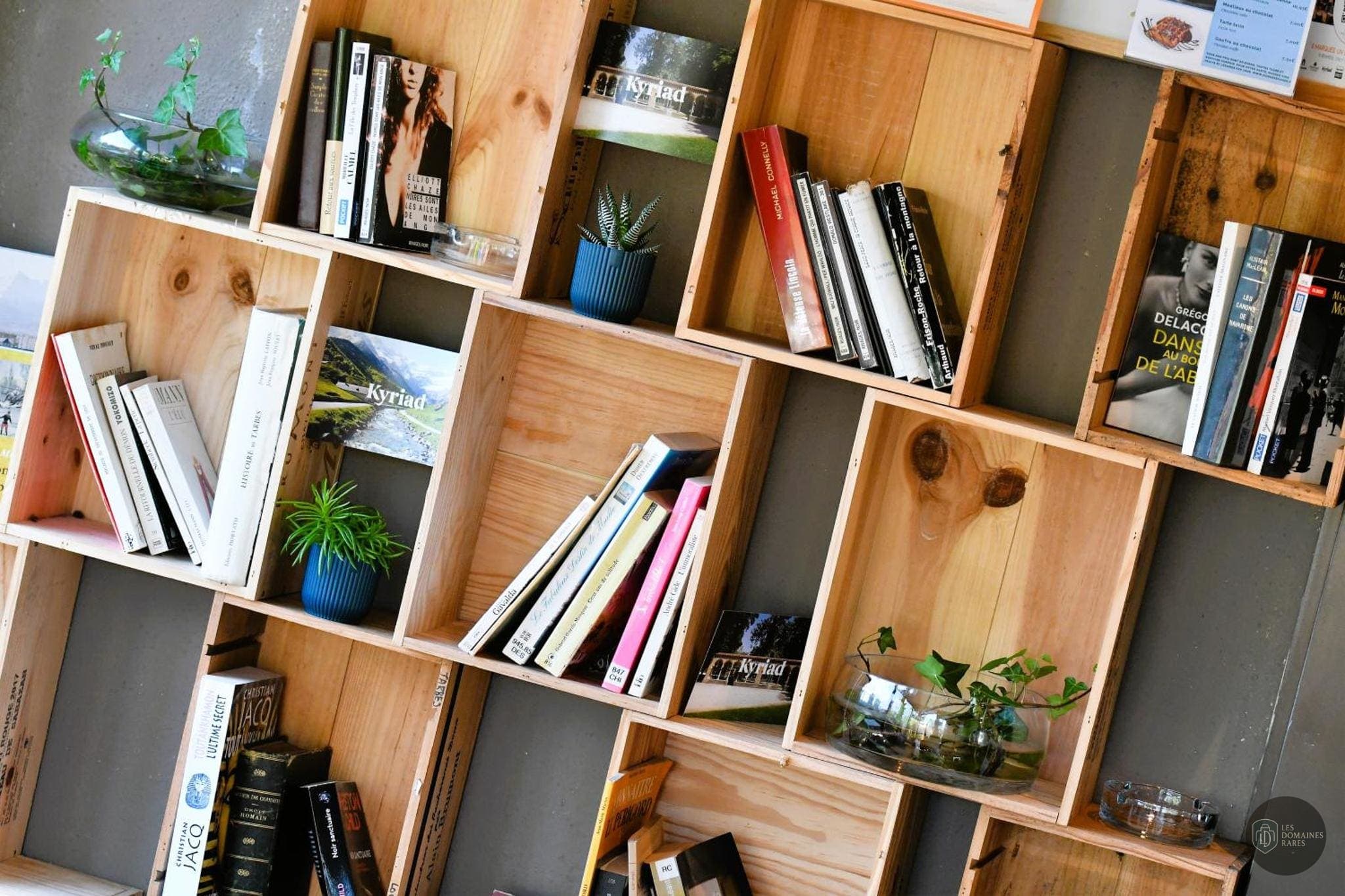 Espace intérieur de l'hôtel Kyriad Tarbes Odos à Odos en Occitanie