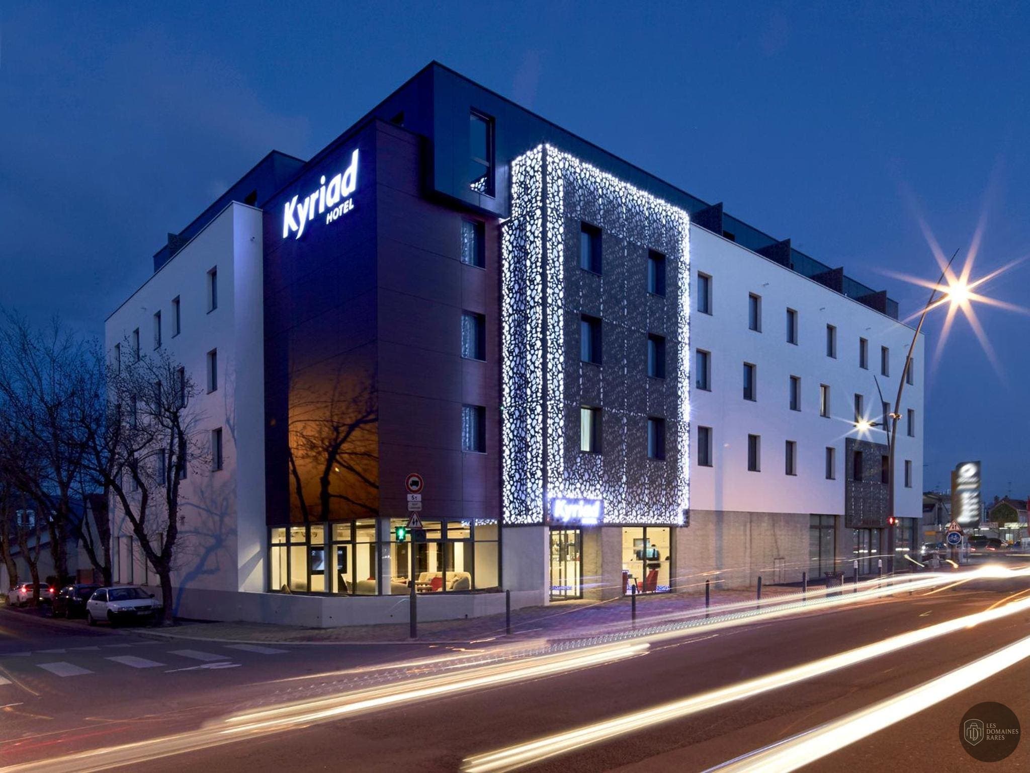 Vue extérieure de l'hôtel Kyriad Troyes Centre à Troyes en Grand Est