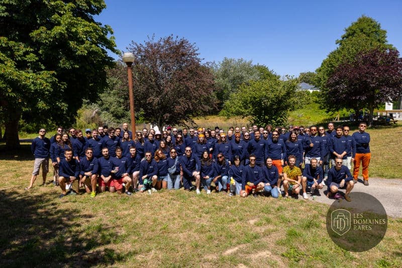 Photo de groupe séminaire extérieur