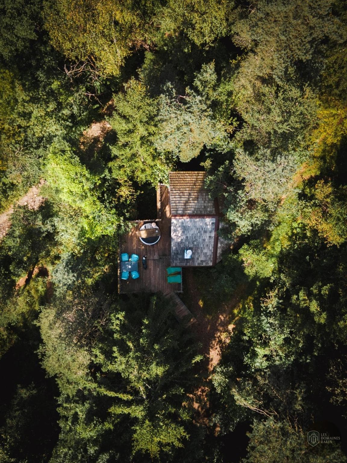 Là Haut — Extérieur