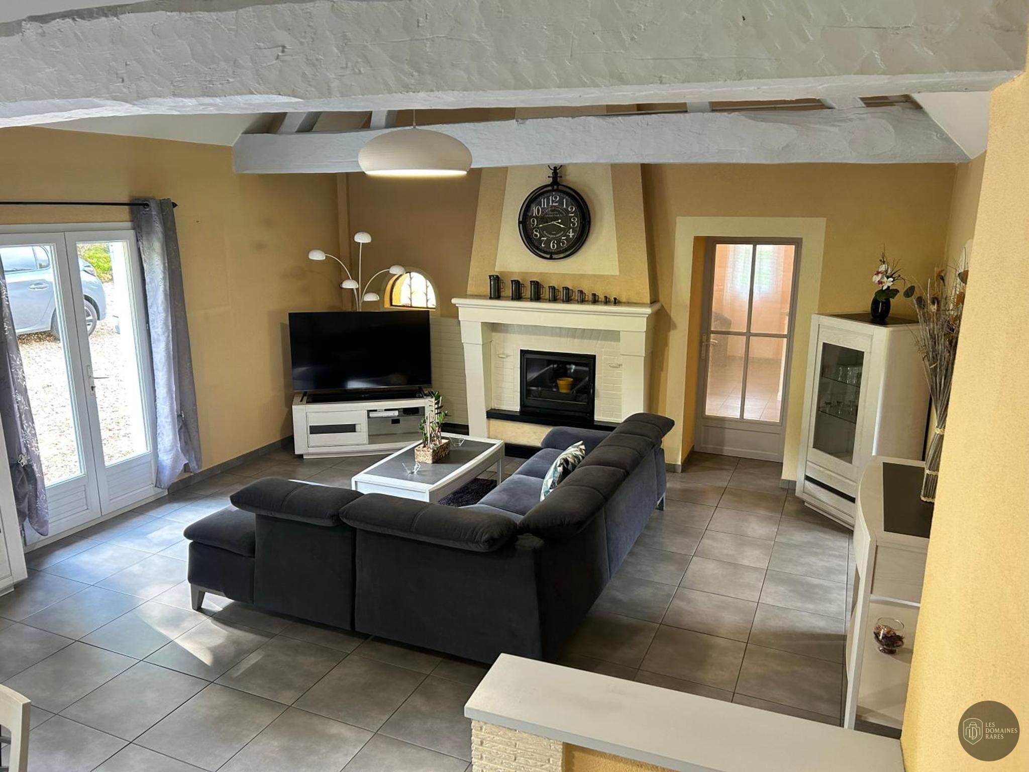 L-Evènements — Extérieur