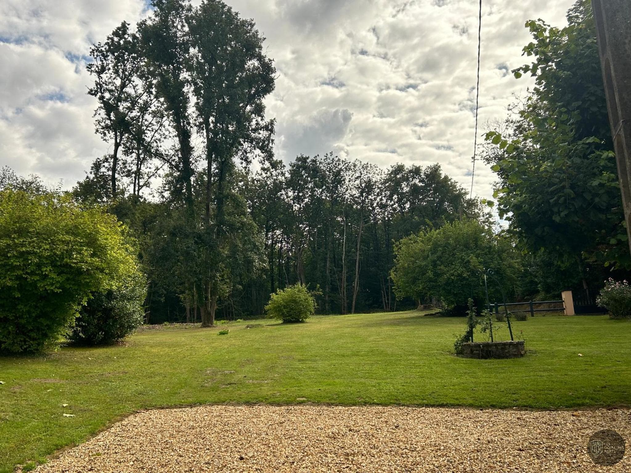 L-Evènements — Extérieur