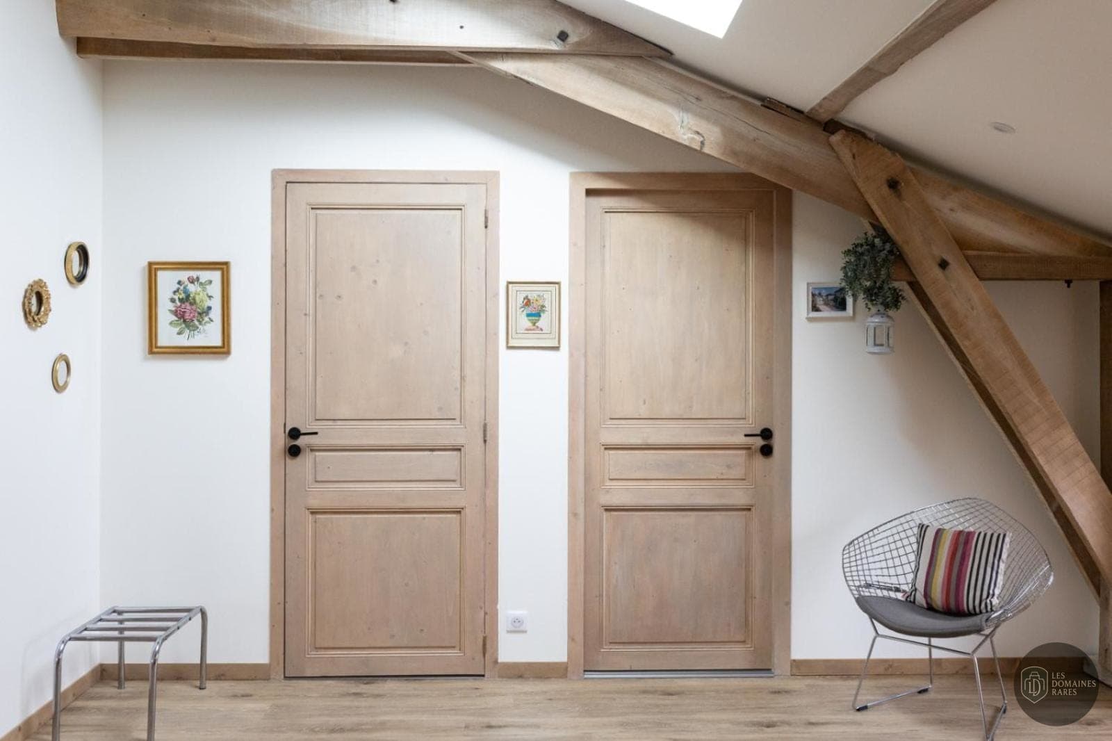 Vue extérieure de l'hôtel L'Aparté en Occitanie