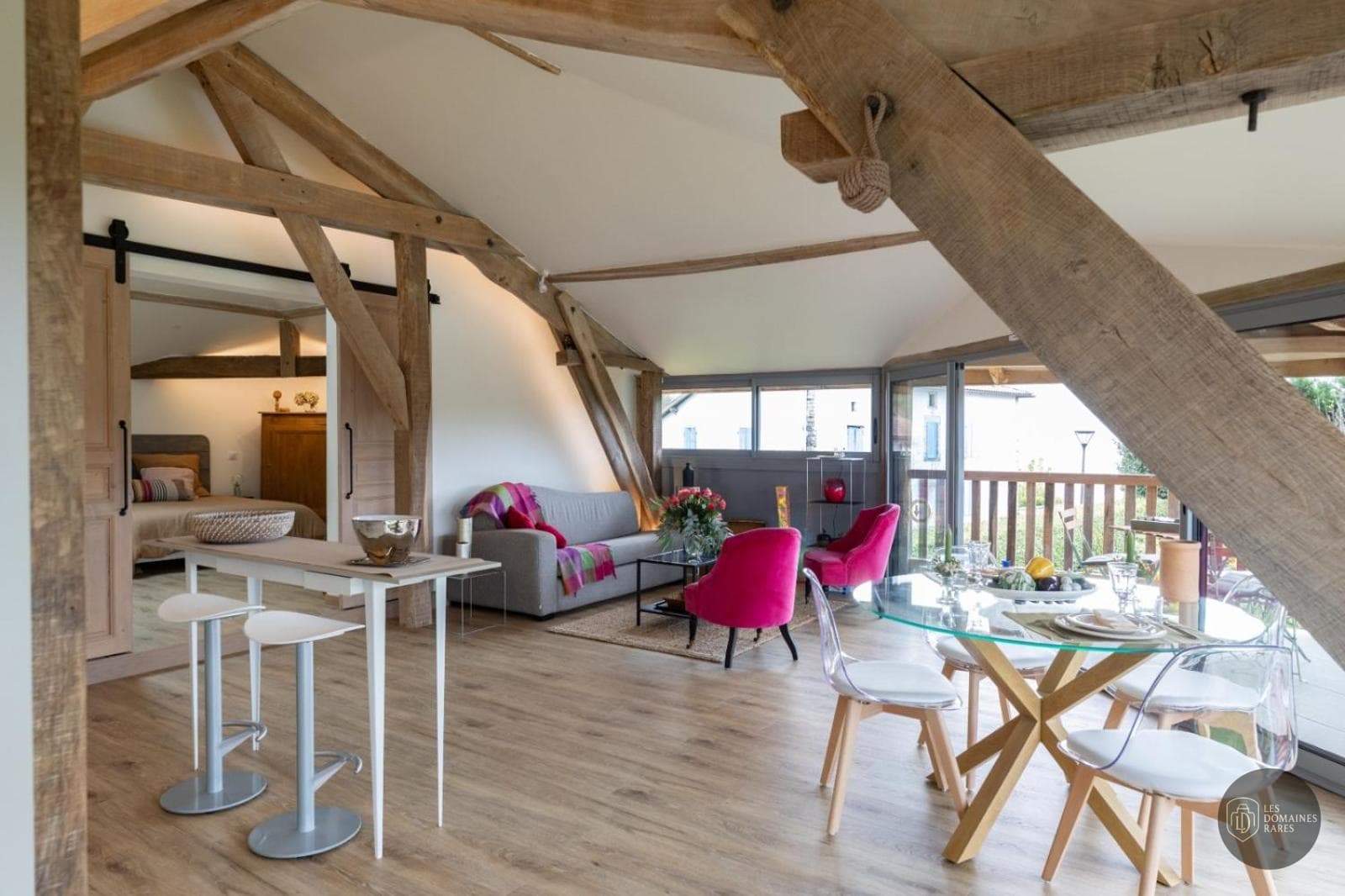 Espace intérieur de l'hôtel L'Aparté en Occitanie