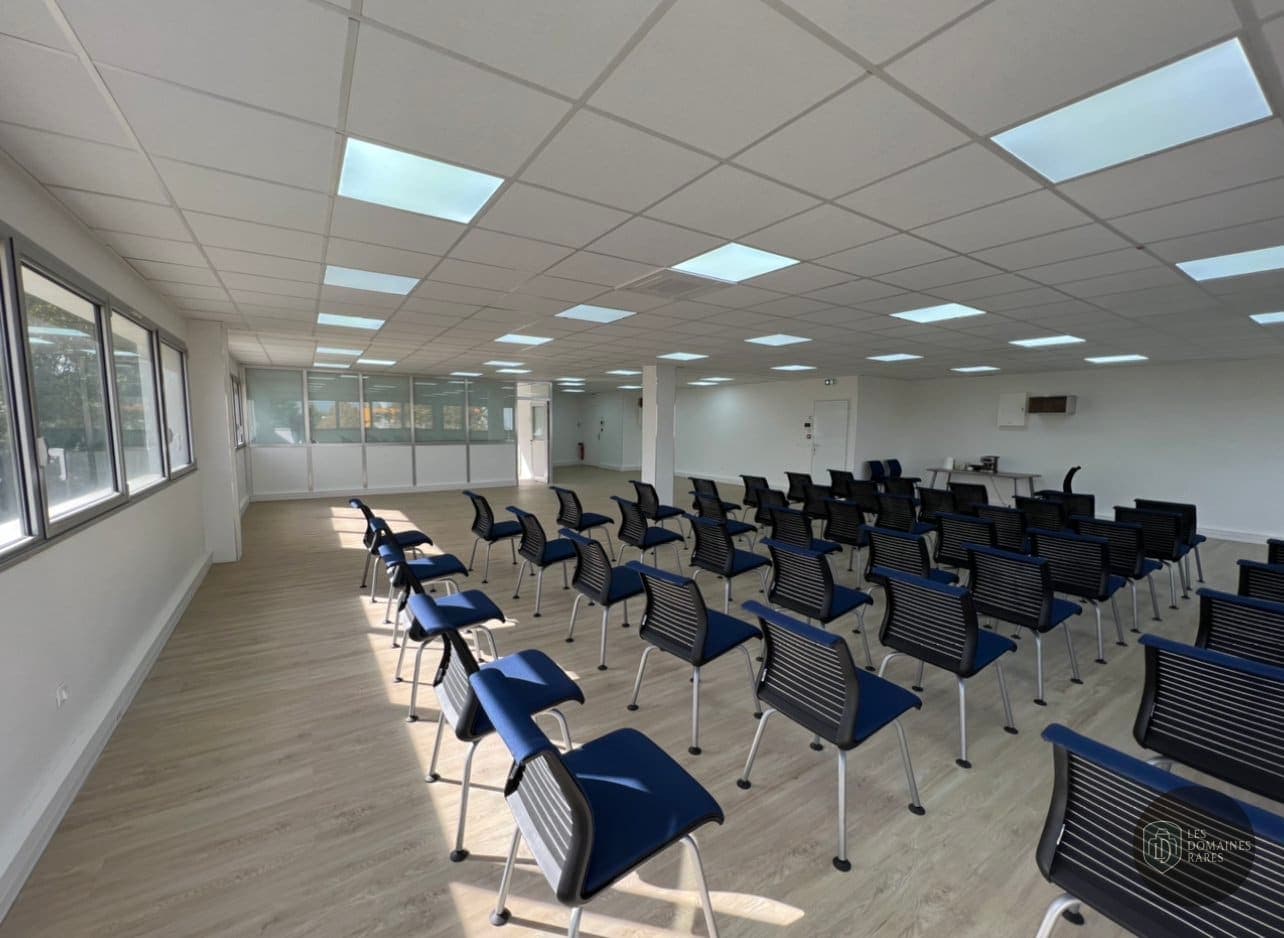 Salle de réunion 1 du lieu L'Apolline à Plaisir en Île-de-France