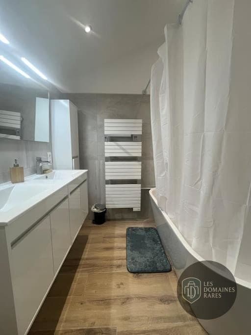 Salle de bain de l'hôtel L'Appart Lafayette à Paris en Île-de-France