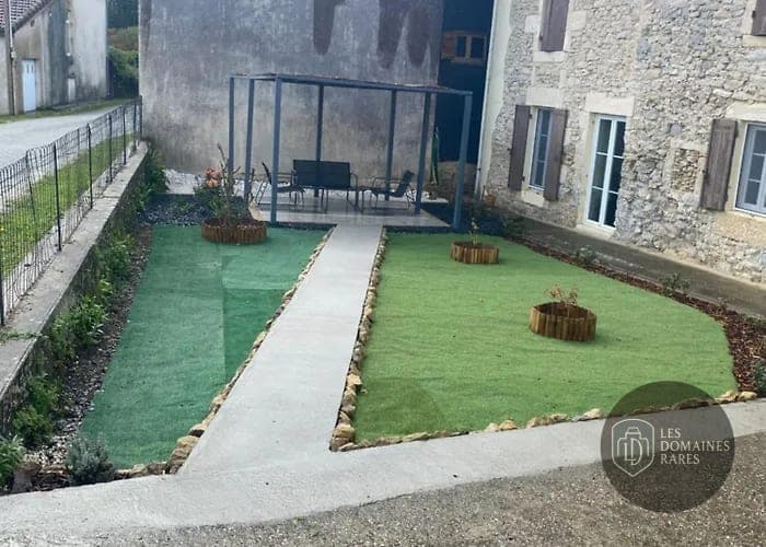 Jardin extérieur et terrasse ombragée