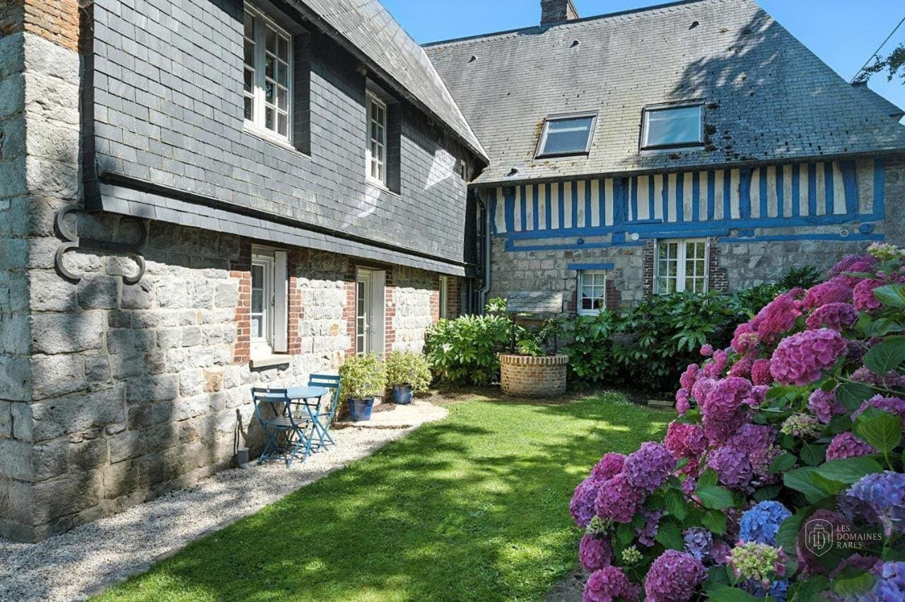 Vue extérieure du lieu L'Armandière à Bossée en Centre-Val de Loire
