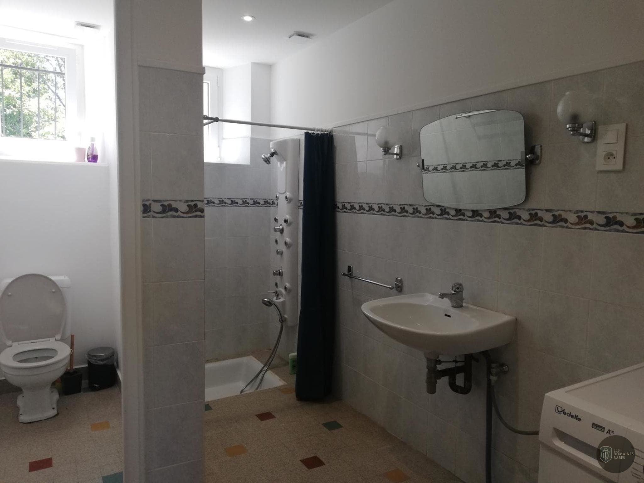Salle de bain de l'hôtel L'Atelier de Donat à Malbuisson en Bourgogne-Franche-Comté