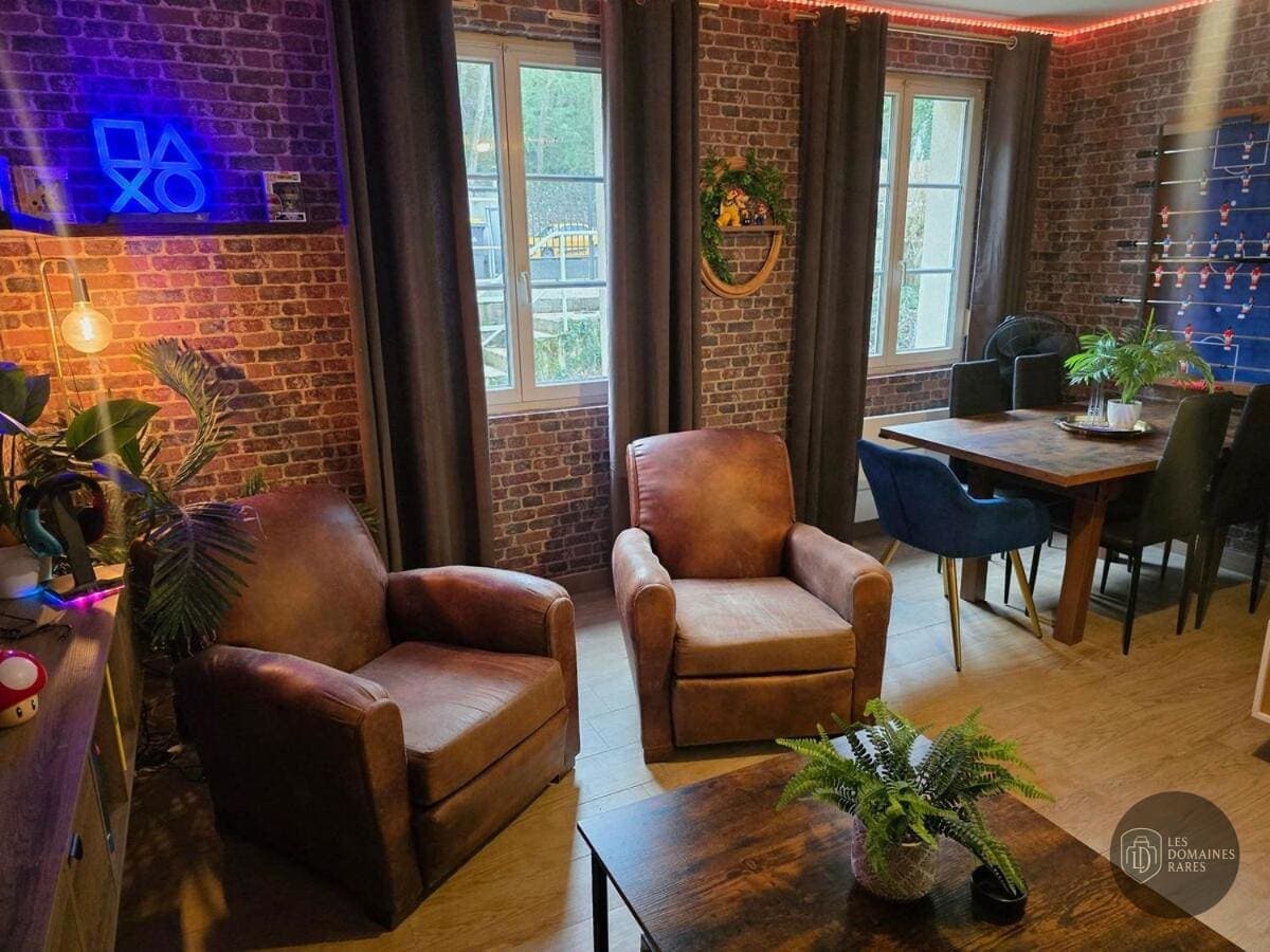 Espace intérieur du lieu L'Atelier des Jeux à Paris en Île-de-France