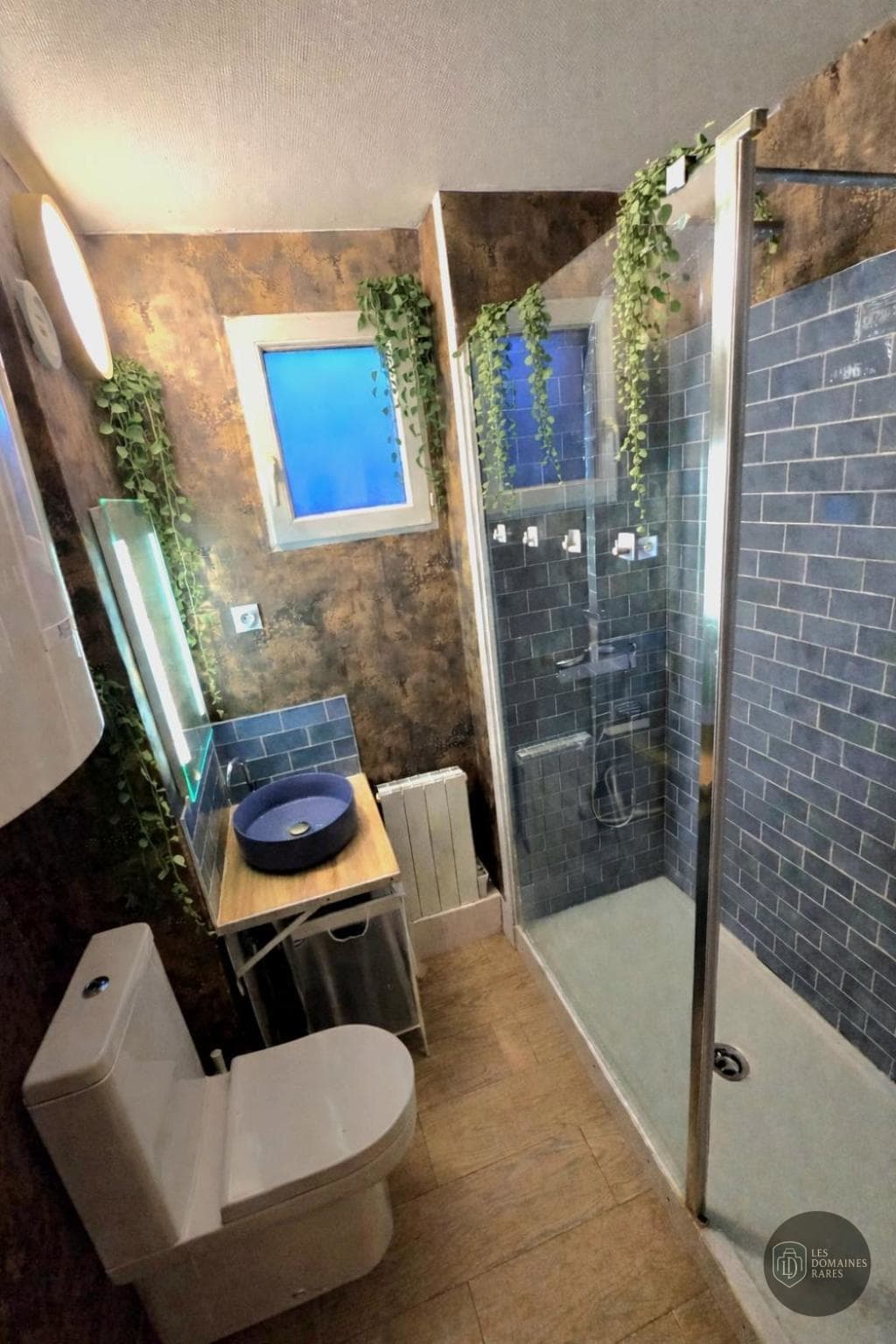 Salle de bain du lieu L'Atelier des Jeux à Paris en Île-de-France