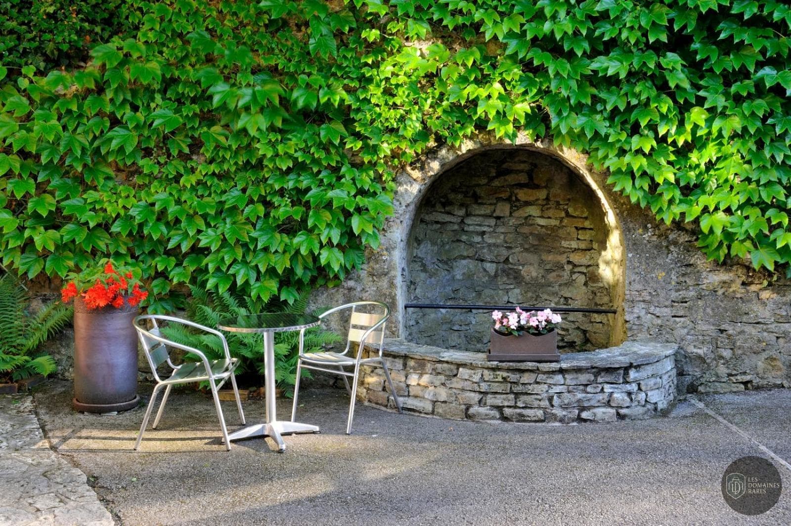 Vue extérieure du moulin L'Aube du Moulin à Gleizé en Auvergne-Rhône-Alpes