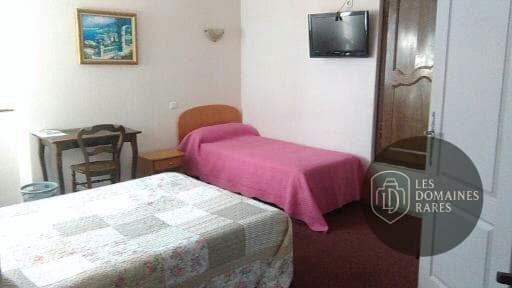 Chambre de l'auberge L'Auberge Basque en Nouvelle-Aquitaine - séminaire pyrénées-atlantiques (64)