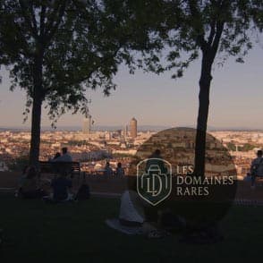 Vue extérieure du lieu L'Embarcadere à Lyon en Auvergne-Rhône-Alpes