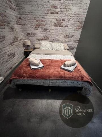 Chambre du lieu L'Entrepôt en Nouvelle-Aquitaine - séminaire charente-maritime (17)