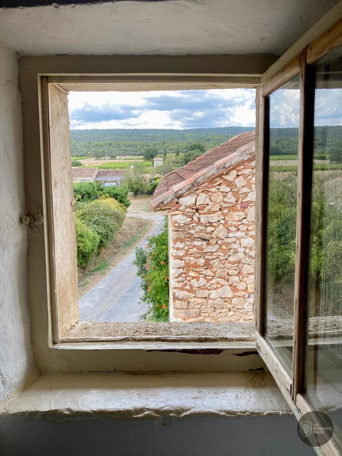 Vue extérieure du lieu L'Escarpolette en Hauts-de-France
