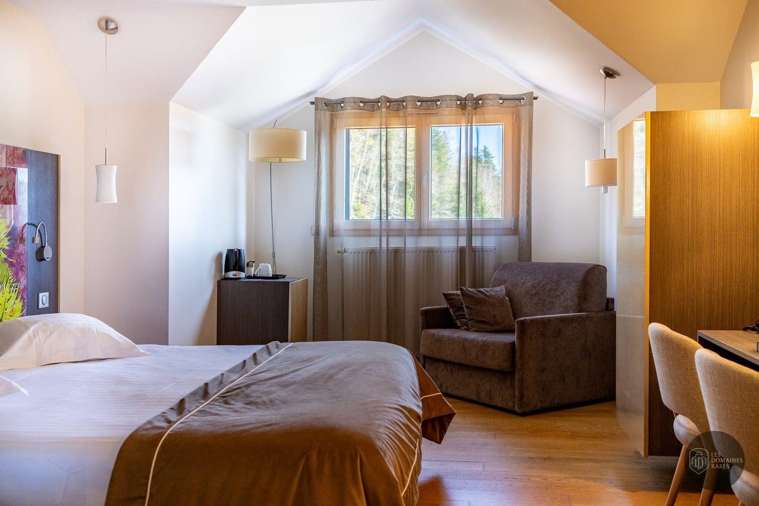 Chambre de l'hôtel L'Etang du Moulin à Bonnétage en Bourgogne-Franche-Comté