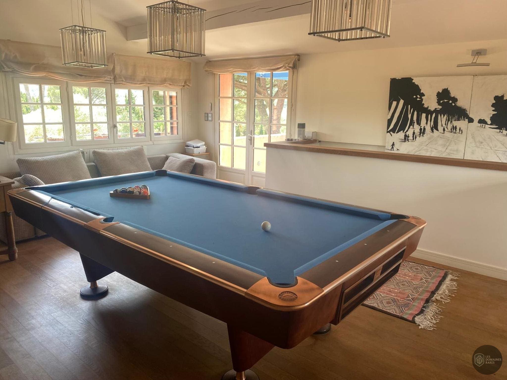 L'Hacienda — Extérieur