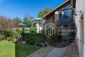 Vue extérieure du lieu L'Hermitage de Moly en Auvergne-Rhône-Alpes