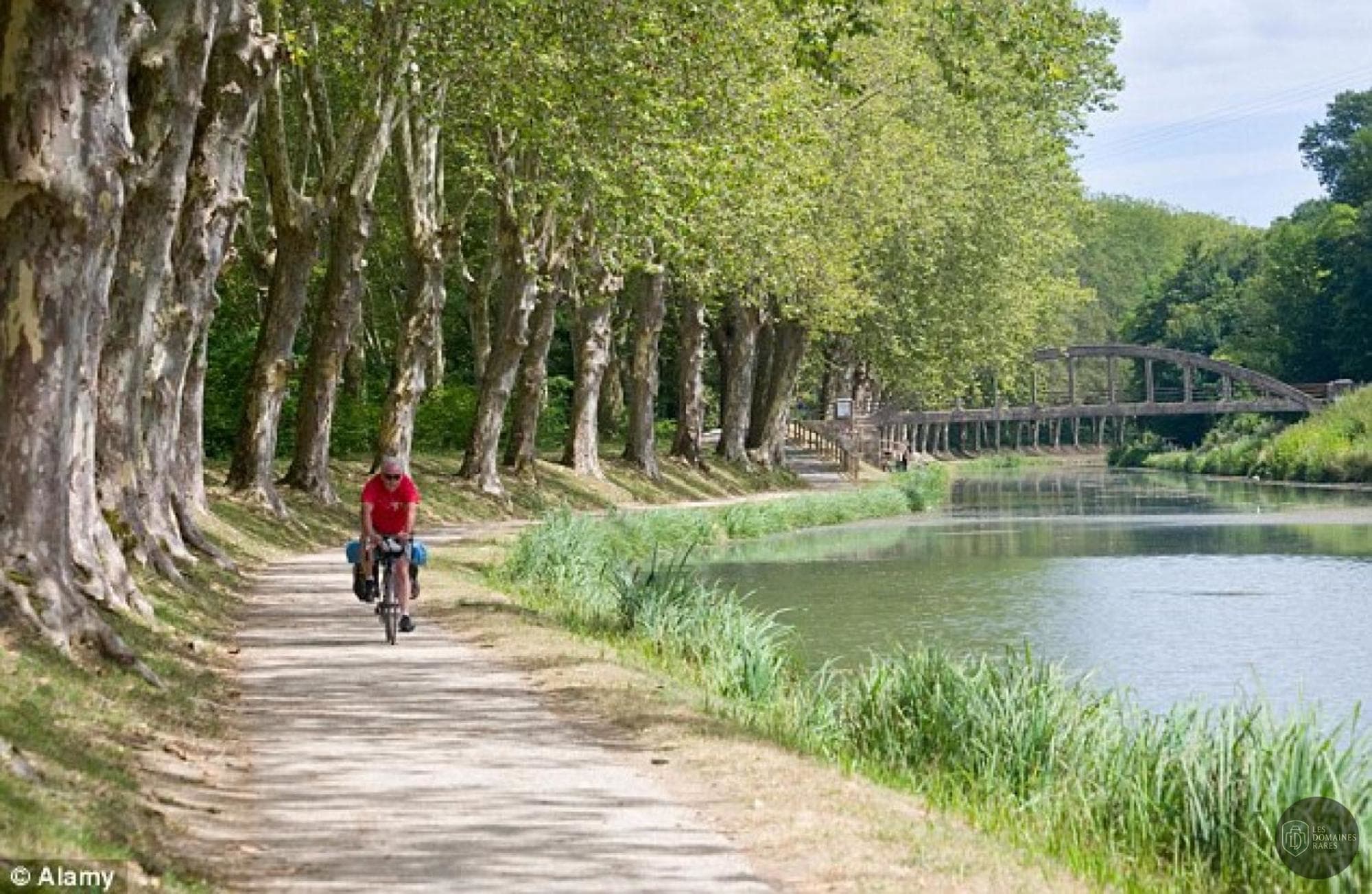 L'Ile aux Truites — Extérieur