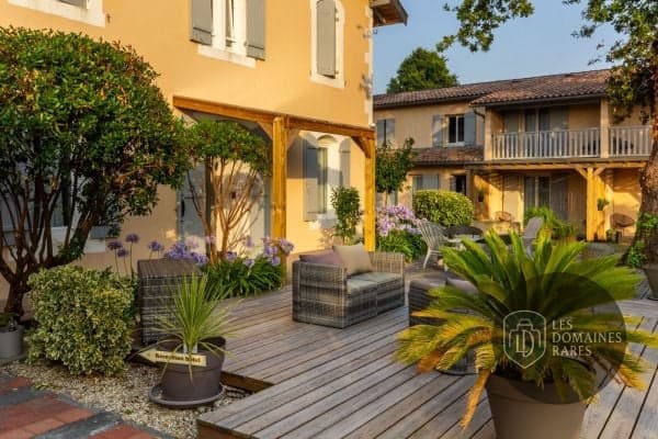 Vue extérieure de l'hôtel L'Océana en Nouvelle-Aquitaine