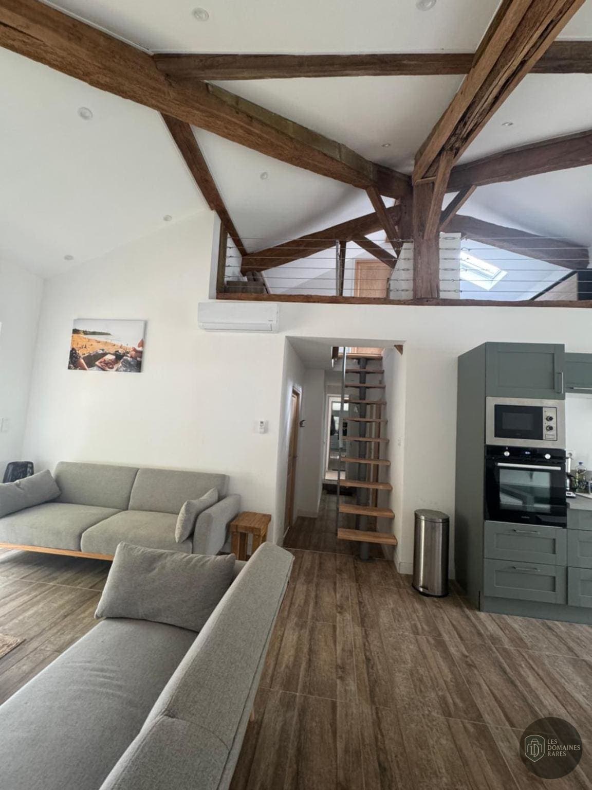 Espace intérieur de la ferme L'Orangerie de Labege en Occitanie