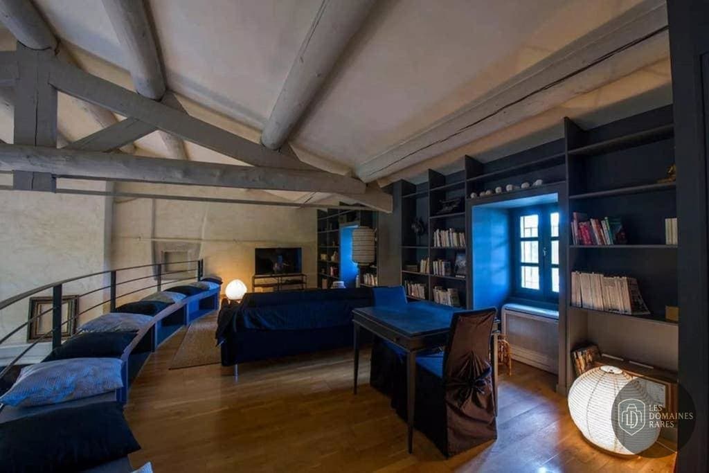 L'Oratoire — Extérieur
