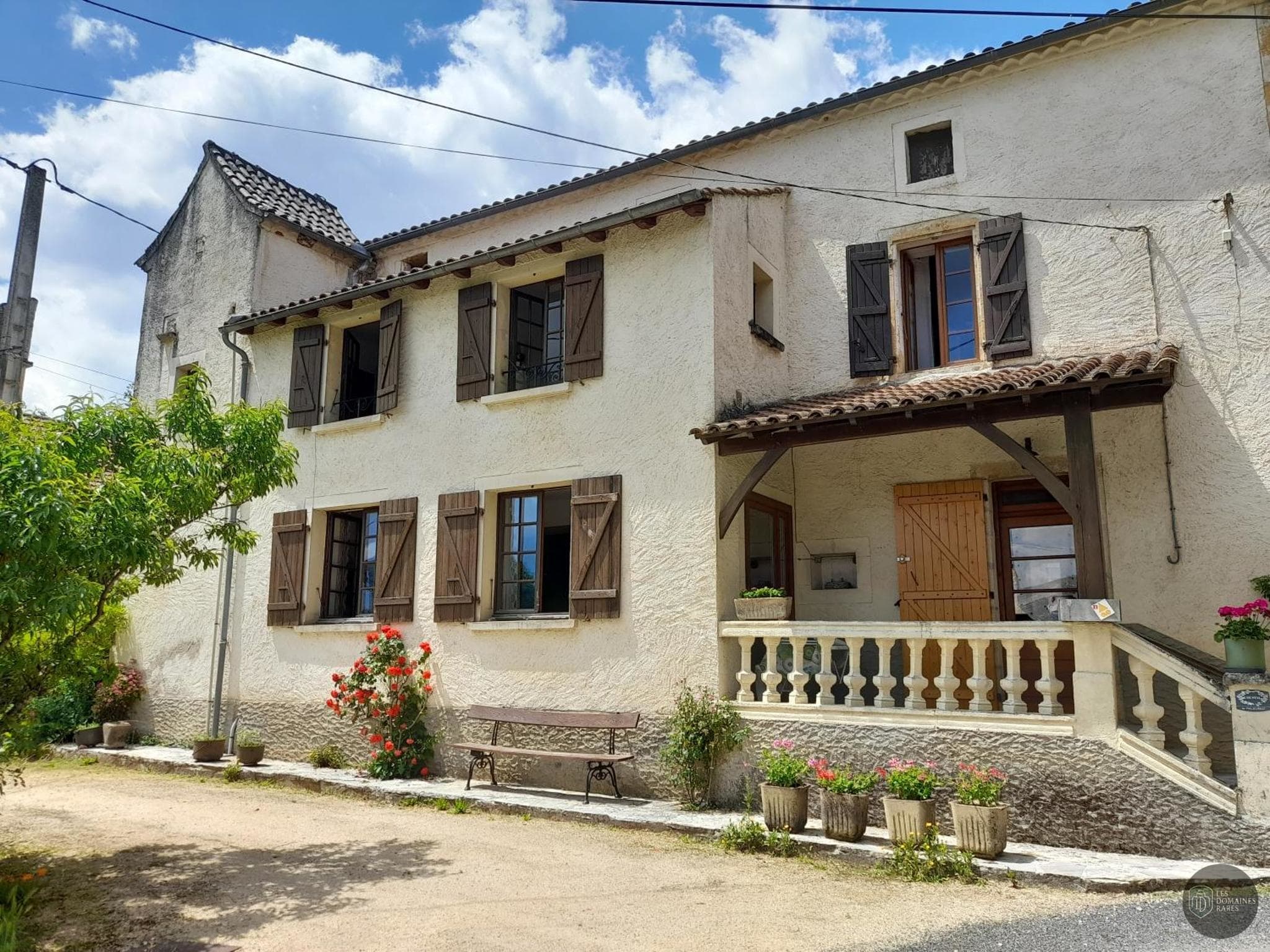 Vue extérieure de l'hôtel L'Oustal Du Lauragais en Occitanie