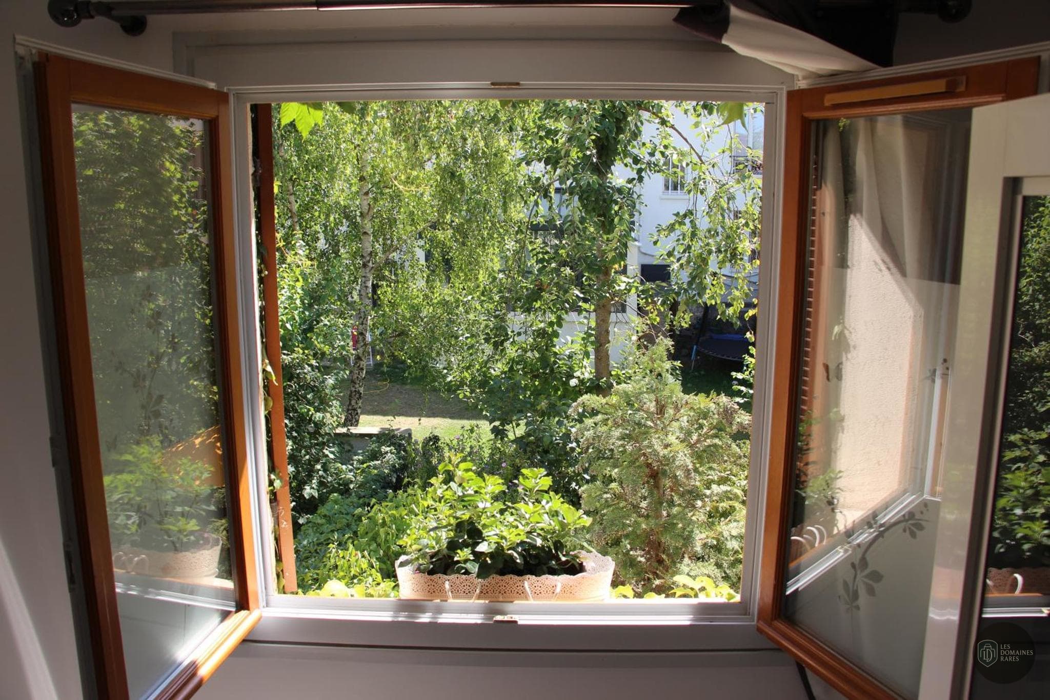 Vue extérieure de la ferme La Bambouseraie à Générargues en Occitanie