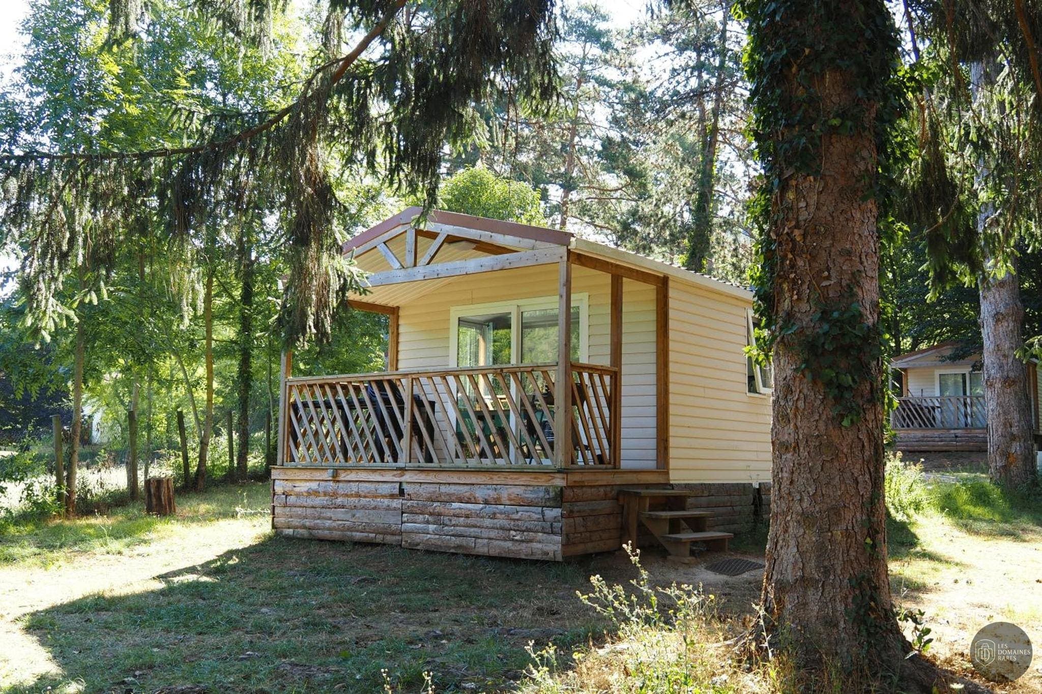 La Base — Extérieur