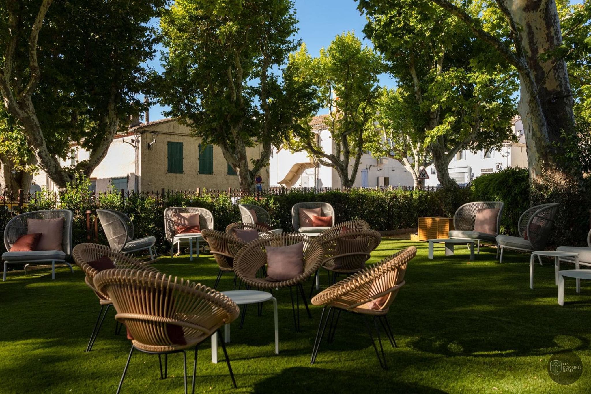 Vue extérieure de l'hôtel La Bastide Bourrelly en Provence-Alpes-Côte d'Azur