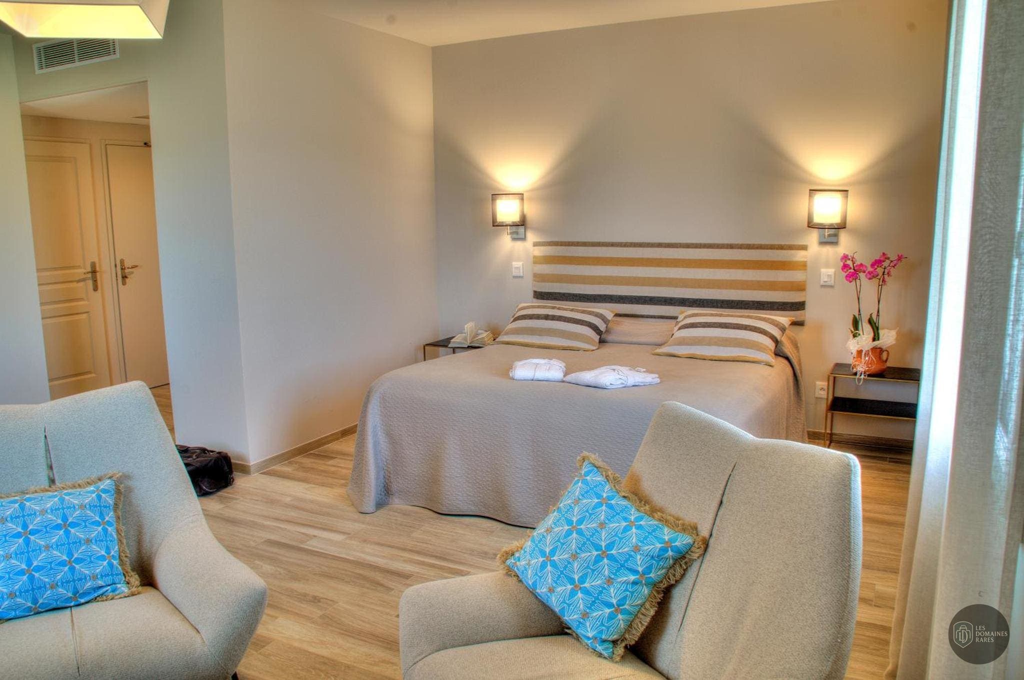 Chambre de l'hôtel La Bastide d'Iris en Auvergne-Rhône-Alpes - séminaire ardèche